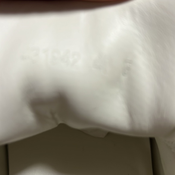 Gucci sneakers white with pearls with green and red patch  and spikes. New - Picture 7 of 7